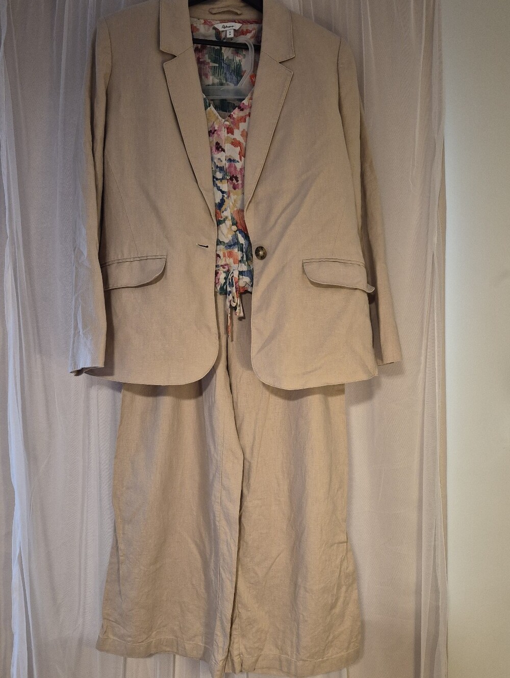 Reitmans 3-Piece Linen Suit & Top Set | Size 10 / M